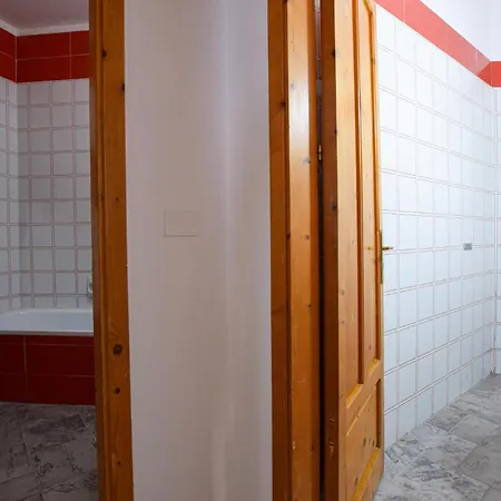 3 Bedroom Lovely In