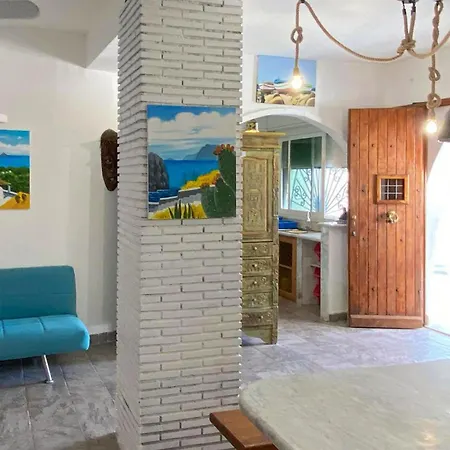 3 Bedroom Lovely In * Trappeto (Sicily)